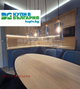 Обява Продава 4-СТАЕН,град Варна, Център