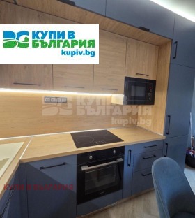 Обява Продава 4-СТАЕН,град Варна, Център>