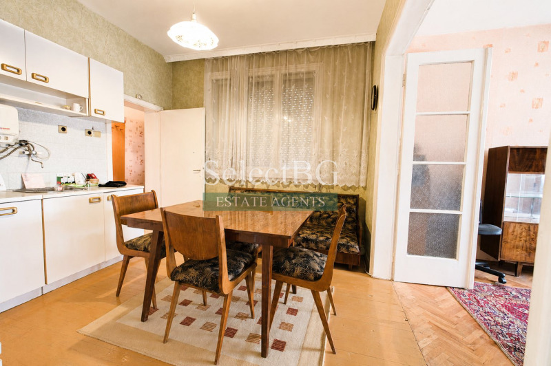 Продава 3-СТАЕН, град Велико Търново, Център • 139900 € / 273620.62 лв. • 32936699 1 — Holmes.bg Продава 3-СТАЕН, град Велико Търново, Център • 139900 € / 273620.62 лв. • 32936699 1