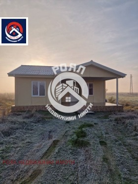 Продава Къща, с. Крислово