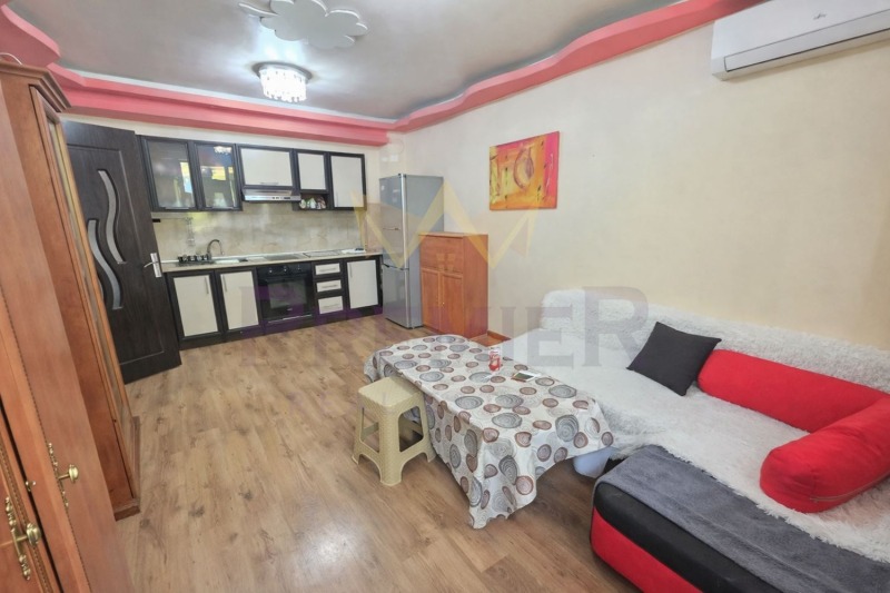 Продава 2-СТАЕН, град Варна, Колхозен пазар • 135000 € / 264037.05 лв. • 21510640 1 — Holmes.bg Продава 2-СТАЕН, град Варна, Колхозен пазар • 135000 € / 264037.05 лв. • 21510640 1