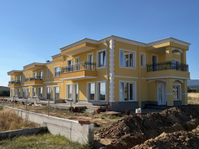 Продава Къща, гр. Хисаря