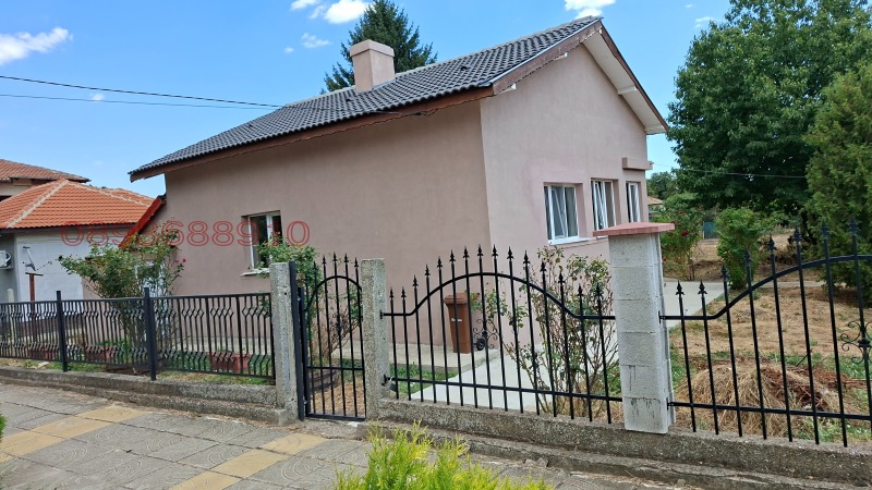 Продава КЪЩА, област Добрич, гр. Генерал Тошево • 97000 € / 189715.51 лв. • 30846097 1 — Holmes.bg Продава КЪЩА, област Добрич, гр. Генерал Тошево • 97000 € / 189715.51 лв. • 30846097 1