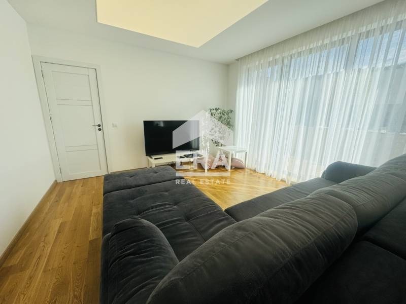 Продава 4-СТАЕН, град Варна, Бриз • 370000 € / 723657.10 лв. • 19854392 1 — Holmes.bg Продава 4-СТАЕН, град Варна, Бриз • 370000 € / 723657.10 лв. • 19854392 1