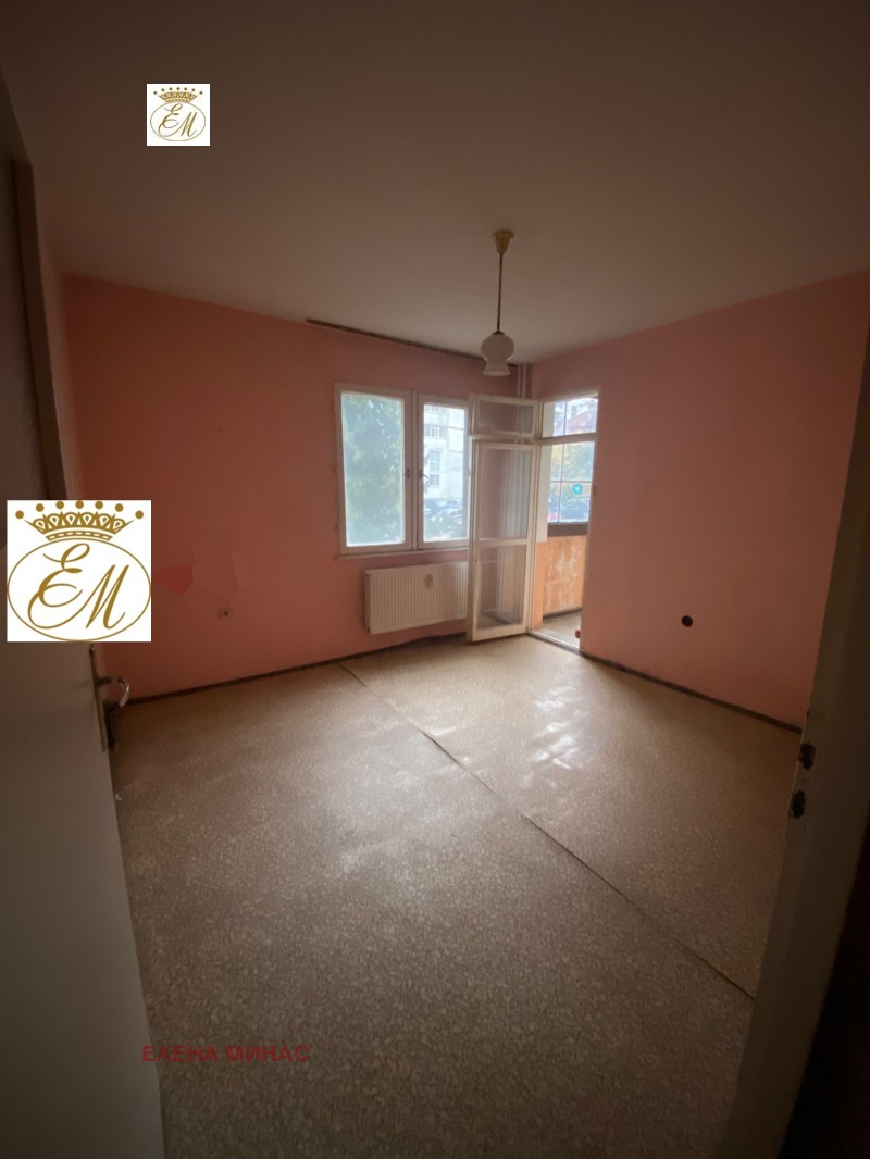 Продава 2-СТАЕН, град Шумен, Център • 148000 лв. / 75671.20 € • 81747238 1 — Holmes.bg Продава 2-СТАЕН, град Шумен, Център • 148000 лв. / 75671.20 € • 81747238 1