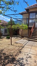 Продава КЪЩА, област Ловеч, гр. Ябланица • 56000 € / 109526.48 лв. • 87102313 7 — Holmes.bg Продава КЪЩА, област Ловеч, гр. Ябланица • 56000 € / 109526.48 лв. • 87102313 7