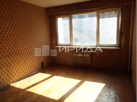 Продава 3-стаен, град София