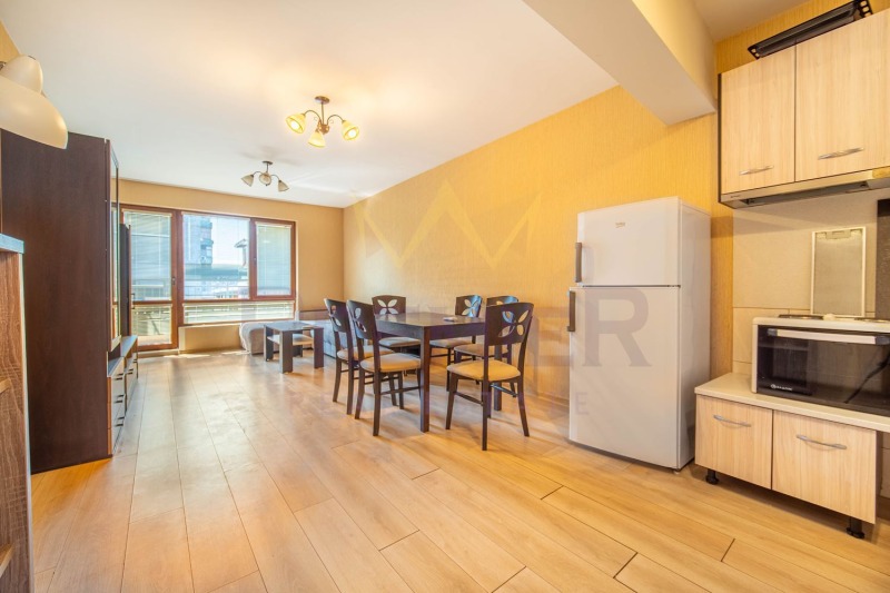 Продава 3-СТАЕН, град Варна, Център • 204990 € / 400925.59 лв. • 95542022 1 — Holmes.bg Продава 3-СТАЕН, град Варна, Център • 204990 € / 400925.59 лв. • 95542022 1