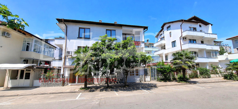 Продава ЕТАЖ ОТ КЪЩА, област Бургас, гр. Приморско • 188500 € / 368673.96 лв. • 53091550 1 — Holmes.bg Продава ЕТАЖ ОТ КЪЩА, област Бургас, гр. Приморско • 188500 € / 368673.96 лв. • 53091550 1