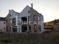 Продава КЪЩА, област Бургас, с. Кошарица • 210000 € / 410724.30 лв. • 32346506 1 — Holmes.bg Продава КЪЩА, област Бургас, с. Кошарица • 210000 € / 410724.30 лв. • 32346506 1