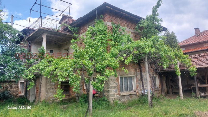 Продава КЪЩА, област Пловдив, с. Дъбене • 78000 € / 152554.74 лв. • 69764157 1 — Holmes.bg Продава КЪЩА, област Пловдив, с. Дъбене • 78000 € / 152554.74 лв. • 69764157 1