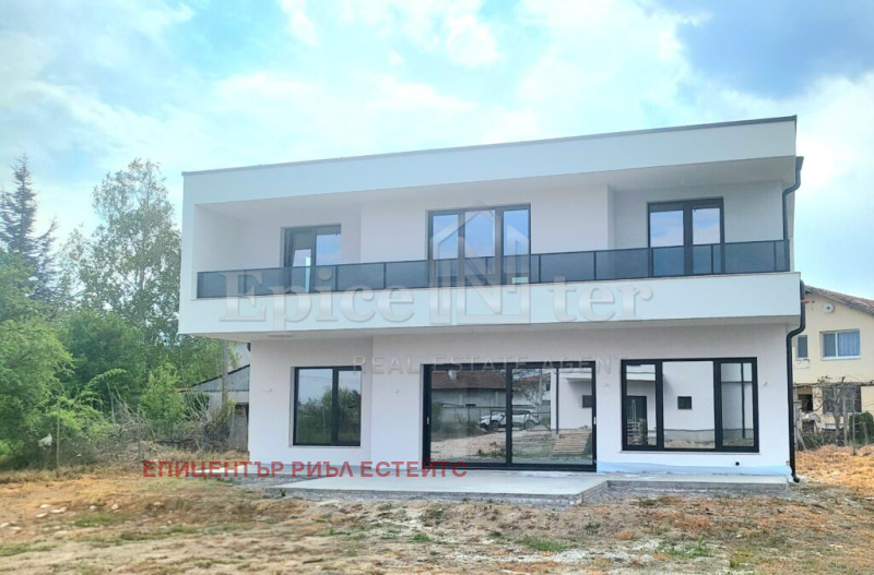 Продава КЪЩА, област Пловдив, с. Бенковски • 289990 € / 567171.14 лв. • 87172260 1 — Holmes.bg Продава КЪЩА, област Пловдив, с. Бенковски • 289990 € / 567171.14 лв. • 87172260 1