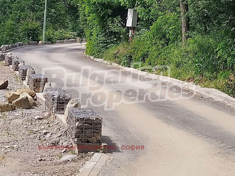 Продава ПАРЦЕЛ, град София, с. Бистрица • 386002 € / 754954.29 лв. • 40579954 1 — Holmes.bg Продава ПАРЦЕЛ, град София, с. Бистрица • 386002 € / 754954.29 лв. • 40579954 1