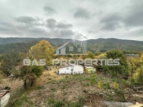 ПАРЦЕЛ, 630 m2 - Holmes.bg ПАРЦЕЛ, 630 m2