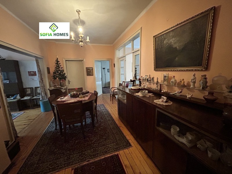 Продава 4-СТАЕН, град София, Център • 900000 € / 1760247.00 лв. • 63815350 1 — Holmes.bg Продава 4-СТАЕН, град София, Център • 900000 € / 1760247.00 лв. • 63815350 1