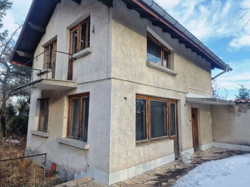 Продава КЪЩА, град София, Дървеница • 500000 € / 977915.00 лв. • 93427568 1 — Holmes.bg Продава КЪЩА, град София, Дървеница • 500000 € / 977915.00 лв. • 93427568 1