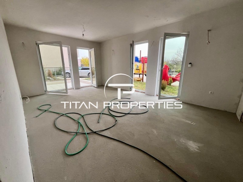 Продава 3-СТАЕН, град Пловдив, Остромила • 172999 € / 338356.63 лв. • 66164590 1 — Holmes.bg Продава 3-СТАЕН, град Пловдив, Остромила • 172999 € / 338356.63 лв. • 66164590 1