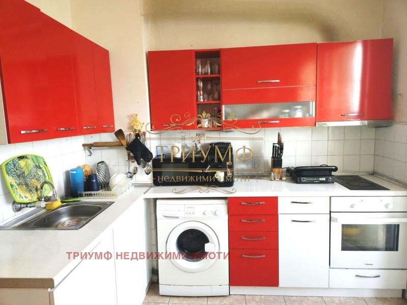 Продава 4-СТАЕН, град Варна, Погреби • 170000 € / 332491.10 лв. • 10675138 1 — Holmes.bg Продава 4-СТАЕН, град Варна, Погреби • 170000 € / 332491.10 лв. • 10675138 1
