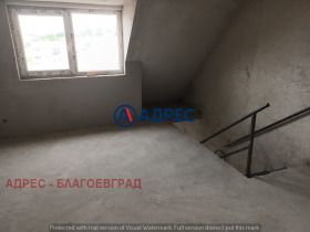 Обява Продава 3-СТАЕН,град Благоевград, Еленово 2>