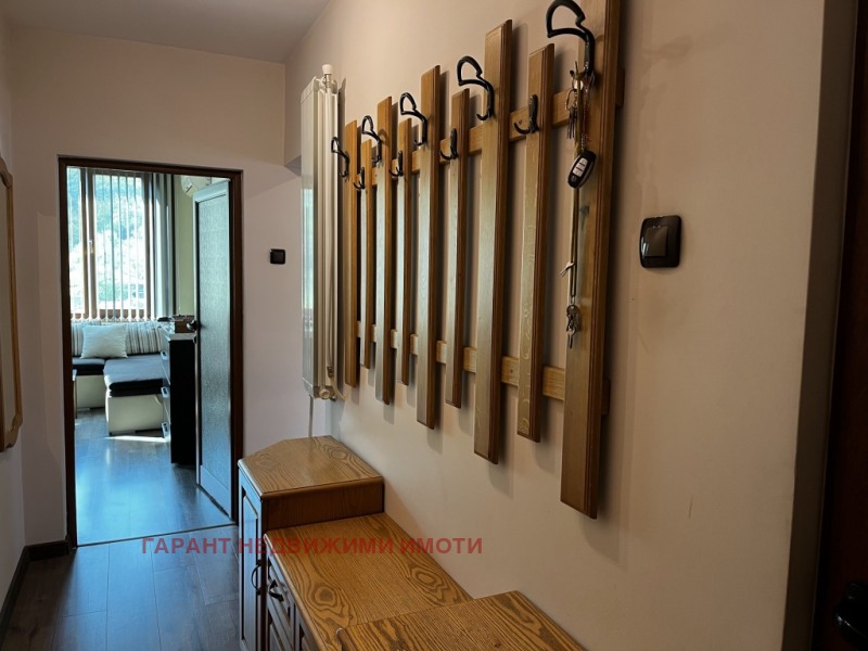 Продава 3-СТАЕН, град Габрово, Бичкиня • 179000 лв. / 91521.25 € • 55680359 1 — Holmes.bg Продава 3-СТАЕН, град Габрово, Бичкиня • 179000 лв. / 91521.25 € • 55680359 1