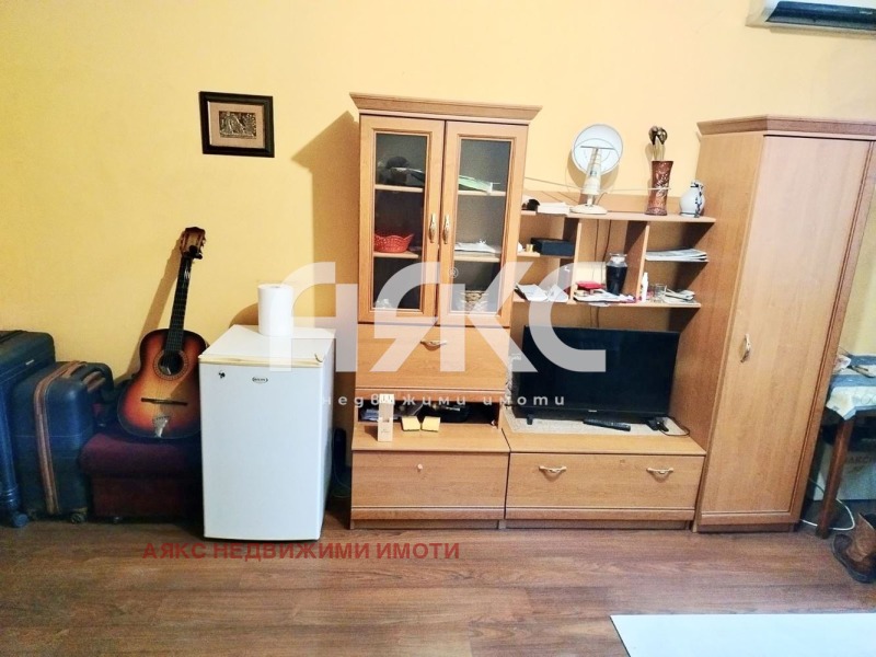 Продава 1-СТАЕН, град София, Сухата река • 67500 € / 132018.52 лв. • 30534318 1 — Holmes.bg Продава 1-СТАЕН, град София, Сухата река • 67500 € / 132018.52 лв. • 30534318 1