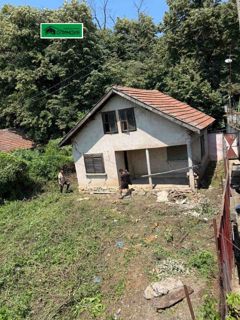 Продава ВИЛА, град Враца, Студентски град • 17500 € • 37979995 1 — Holmes.bg Продава ВИЛА, град Враца, Студентски град • 17500 € • 37979995 1