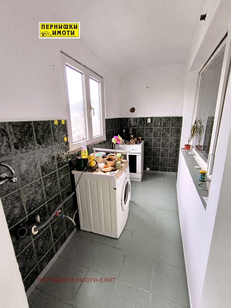 Продава 2-СТАЕН, град Перник, Изток • 70000 € / 136908.10 лв. • 30269052 1 — Holmes.bg Продава 2-СТАЕН, град Перник, Изток • 70000 € / 136908.10 лв. • 30269052 1