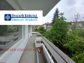 Продажба на четеристайни апартаменти в град Кюстендил - изображение 8 