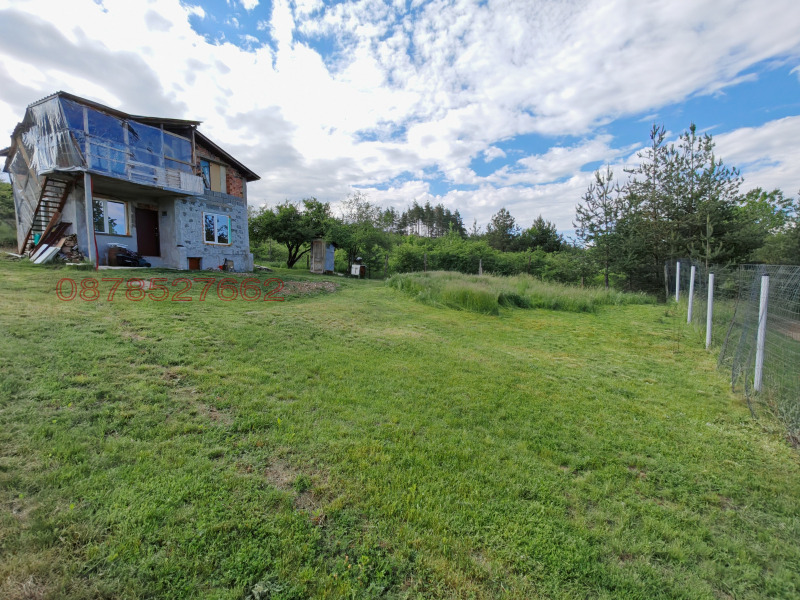Продава КЪЩА, град София, гр. Банкя • 70000 € / 136908.10 лв. • 89735082 1 — Holmes.bg Продава КЪЩА, град София, гр. Банкя • 70000 € / 136908.10 лв. • 89735082 1
