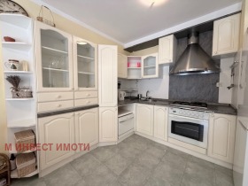 Продава 3-стаен, град Пловдив