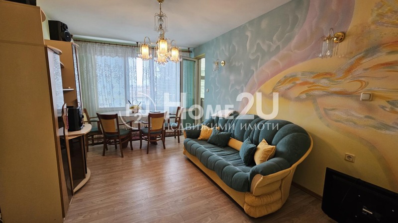 Продава 2-СТАЕН, град Русе, Ялта • 84990 € / 166225.99 лв. • 61868170 1 — Holmes.bg Продава 2-СТАЕН, град Русе, Ялта • 84990 € / 166225.99 лв. • 61868170 1