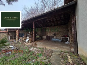 Обява Продава КЪЩА,с. Горна Липница, област Велико Търново