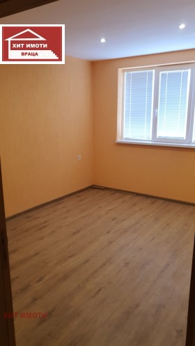 Обява Продава 1-СТАЕН,град Враца, Река Лева