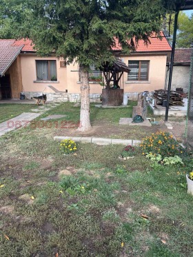 Обява Продава ПРОМ. ПОМЕЩЕНИЕ,град София, гр. Нови Искър