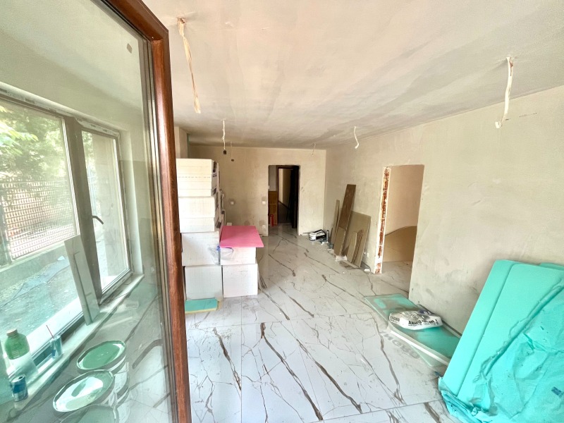 Продава ОФИС, град София, Младост 1 • 200000 € • 94505276 1 — Holmes.bg Продава ОФИС, град София, Младост 1 • 200000 € • 94505276 1