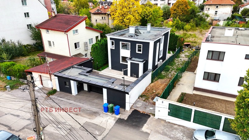 Продава КЪЩА, град София, Бояна • 799000 € / 1562708.17 лв. • 25261035 1 — Holmes.bg Продава КЪЩА, град София, Бояна • 799000 € / 1562708.17 лв. • 25261035 1