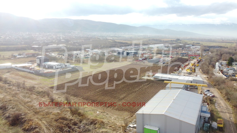 Продава ПАРЦЕЛ, град София, с. Лозен • 234430 € • 77061123 1 — Holmes.bg Продава ПАРЦЕЛ, град София, с. Лозен • 234430 € • 77061123 1