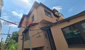 Обява Продава КЪЩА,град Пловдив, Център