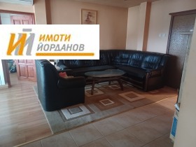 Продажба на четеристайни апартаменти в град Велико Търново - изображение 16 