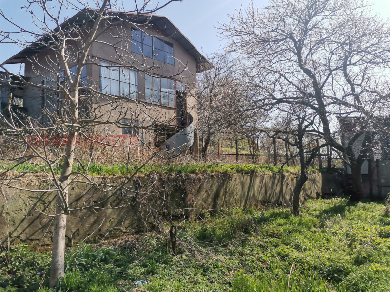 Продава КЪЩА, област София, с. Елешница • 135000 € • 63831457 1 — Holmes.bg Продава КЪЩА, област София, с. Елешница • 135000 € • 63831457 1