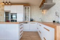 Продава КЪЩА, град Варна, м-т Долна Трака • 850000 € / 1662455.50 лв. • 10183464 8 — Holmes.bg Продава КЪЩА, град Варна, м-т Долна Трака • 850000 € / 1662455.50 лв. • 10183464 8