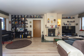 Обява Продава КЪЩА,град София, в.з.Бункера>