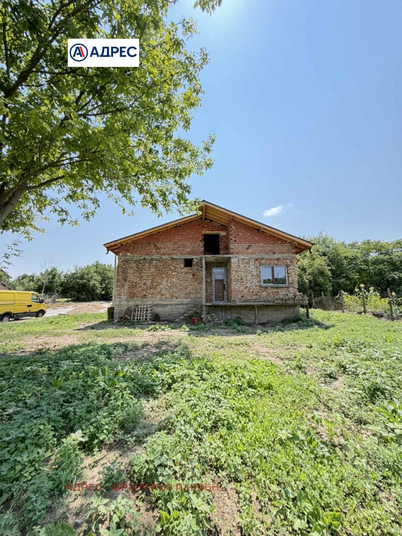 Продава КЪЩА, област Плевен, с. Подем • 65000 € / 127128.95 лв. • 35073350 1 — Holmes.bg Продава КЪЩА, област Плевен, с. Подем • 65000 € / 127128.95 лв. • 35073350 1