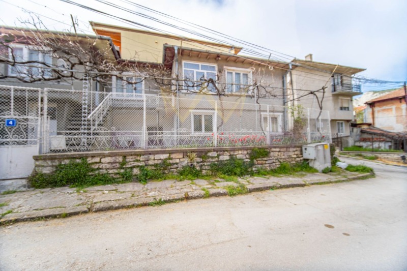 Продава КЪЩА, област Добрич, гр. Балчик • 99000 € / 193627.17 лв. • 48651985 1 — Holmes.bg Продава КЪЩА, област Добрич, гр. Балчик • 99000 € / 193627.17 лв. • 48651985 1