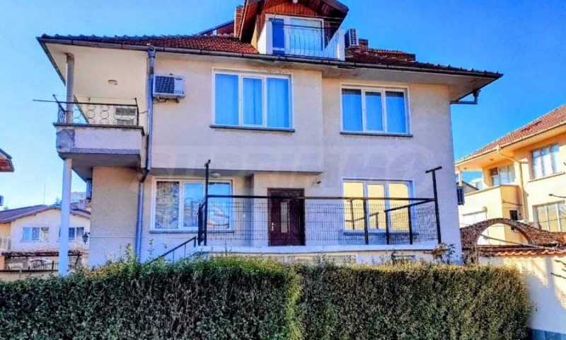 Продава КЪЩА, област Бургас, с. Равда • 227000 € / 443973.41 лв. • 22700046 1 — Holmes.bg Продава КЪЩА, област Бургас, с. Равда • 227000 € / 443973.41 лв. • 22700046 1