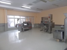 Обява Продава ПРОМ. ПОМЕЩЕНИЕ,град Варна, Западна промишлена зона