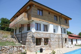 Снимка Продава БИЗНЕС ИМОТ