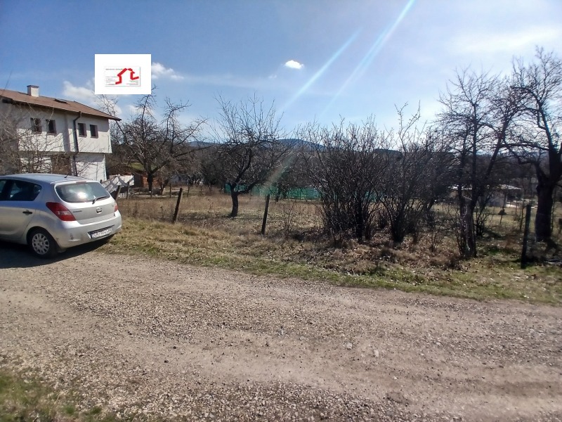 Продава ПАРЦЕЛ, област Перник, с. Богданов дол • 55000 € / 107570.65 лв. • 31191332 1 — Holmes.bg Продава ПАРЦЕЛ, област Перник, с. Богданов дол • 55000 € / 107570.65 лв. • 31191332 1
