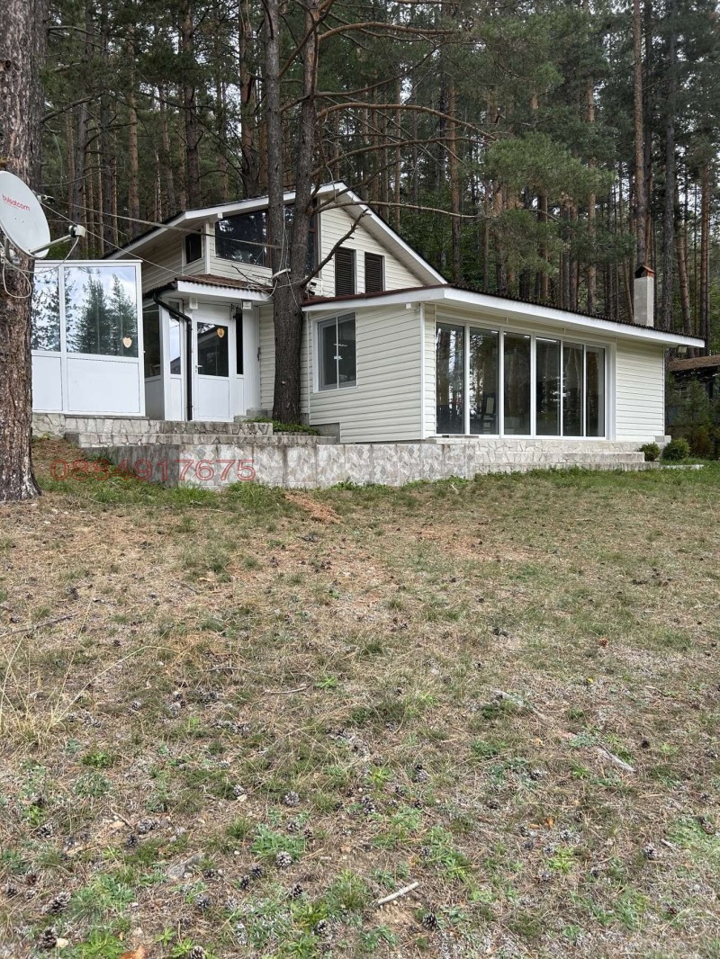 Продава ВИЛА, област Пазарджик, м-т Цигов чарк • 180000 € / 352049.40 лв. • 39828100 1 — Holmes.bg Продава ВИЛА, област Пазарджик, м-т Цигов чарк • 180000 € / 352049.40 лв. • 39828100 1