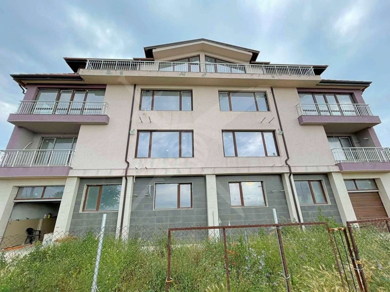 Продава  Къща, град Варна, м-т Сотира •  450 000 EUR • ID 70478705 — holmes.bg - [1] 